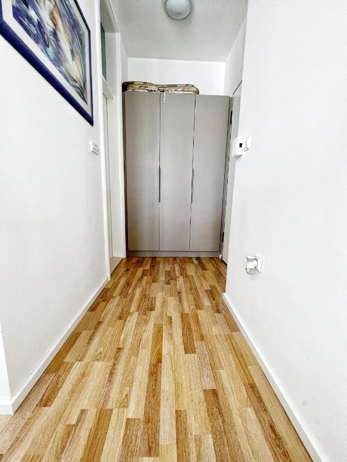 Studio Apartma Pag Blue Ocean 1 With Sea View Pag Town Luaran gambar