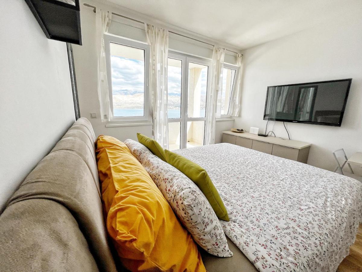 Studio Apartma Pag Blue Ocean 1 With Sea View Pag Town Luaran gambar
